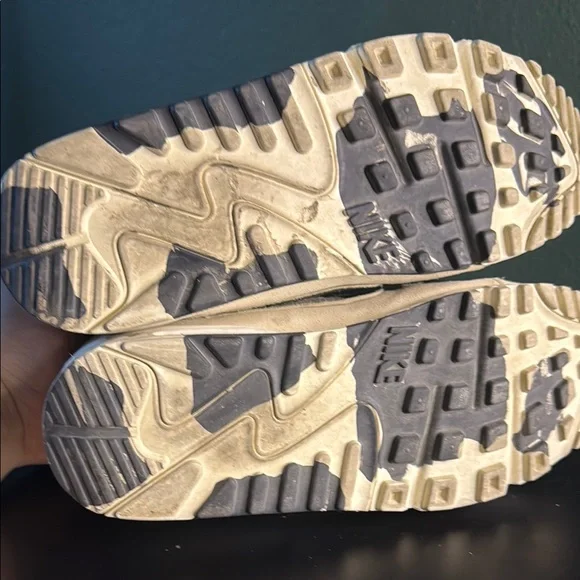 Nike Air Max 90 Futura Cow Print Suede - Picture 5 of 9